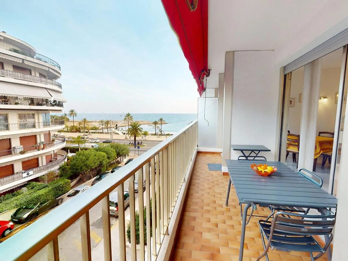 Lägenhet Grand 2 Pieces Climatise Avec Terrasse Et Garage Prive Pres De La Mer - Fr-1-196-311 Menton Frankrike